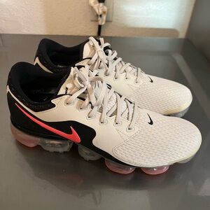 Nike vapor max preowned size 9M/10.5W